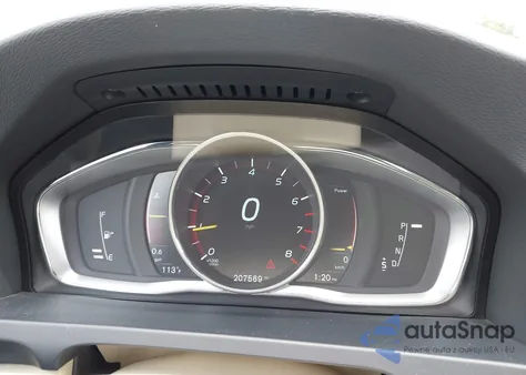 2015 Volvo S60 T5 Premier z USA, uszkodzony, nr VIN YV126MFKXF2351397